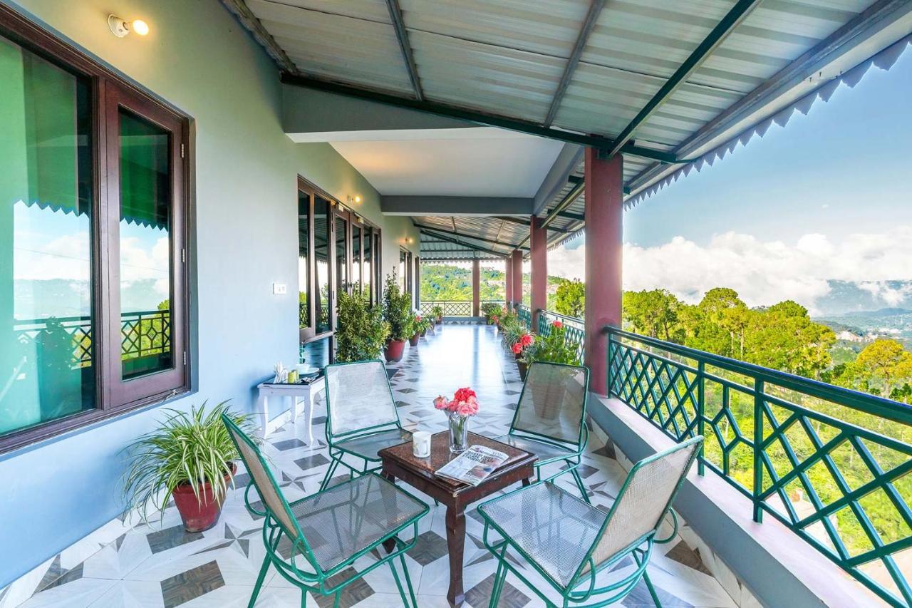 Stayvista At Cecil Cottages With Barbeque, Hill View Kasauli Exteriér fotografie