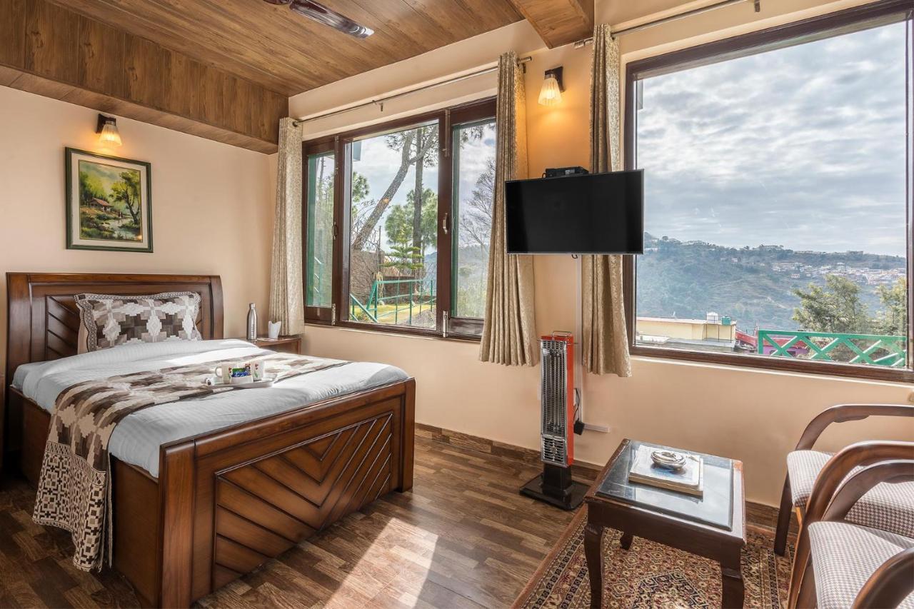 Stayvista At Cecil Cottages With Barbeque, Hill View Kasauli Exteriér fotografie