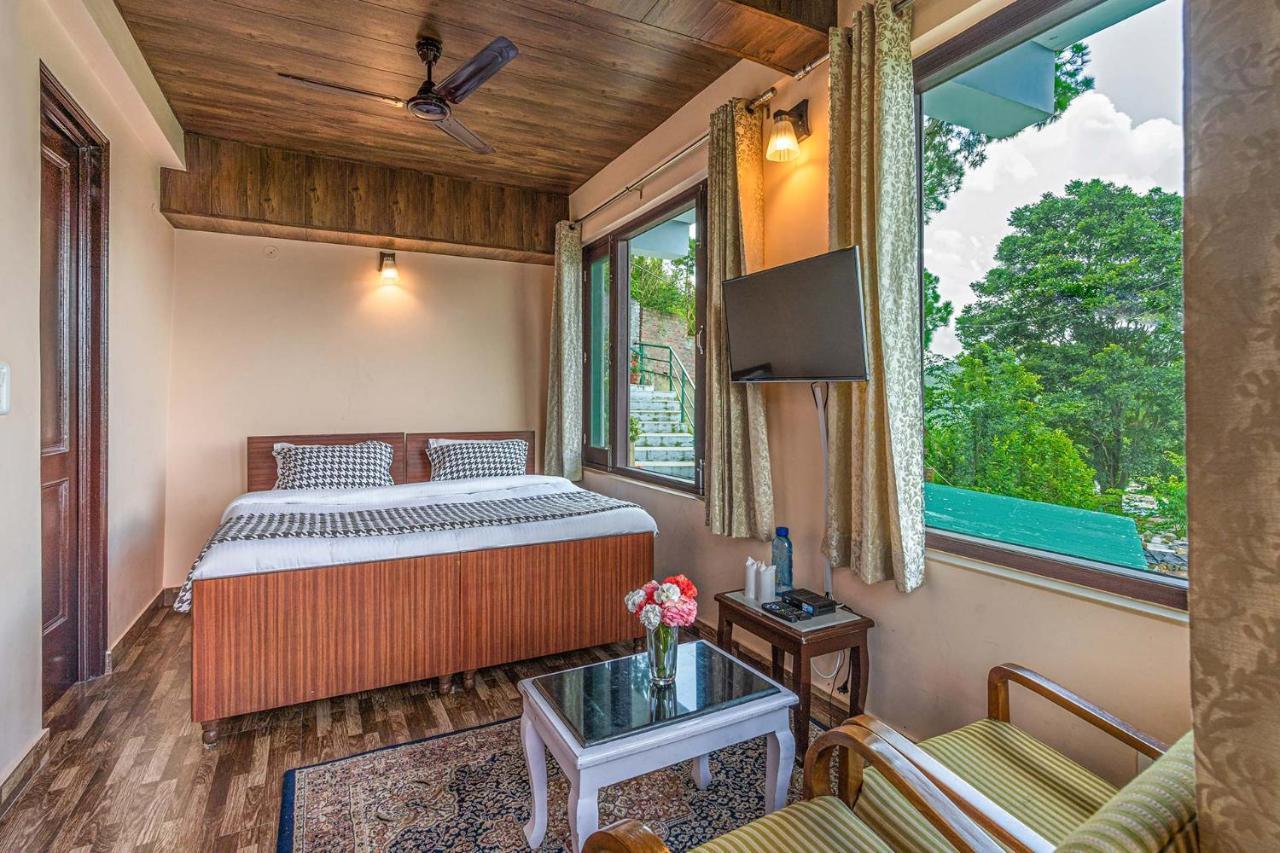 Stayvista At Cecil Cottages With Barbeque, Hill View Kasauli Exteriér fotografie